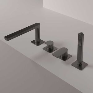 bathtub mixer tap 1