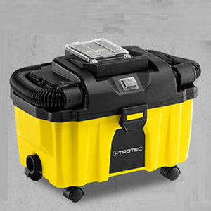 commercial vacuum cleaner