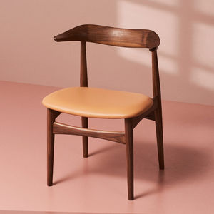 traditional dining chair