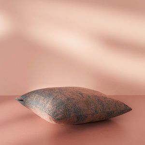 square cushion