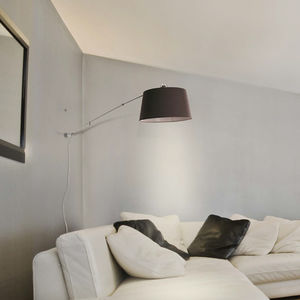 contemporary wall light 1