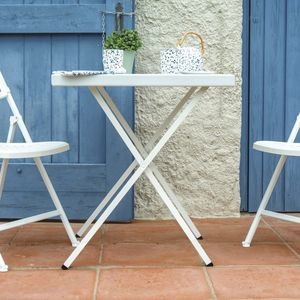 folding table