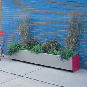 aluminum planter