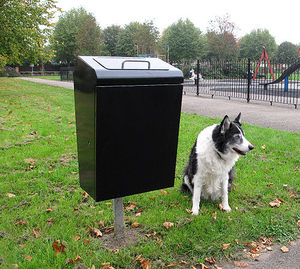 public trash can