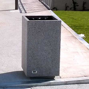 public trash can 1