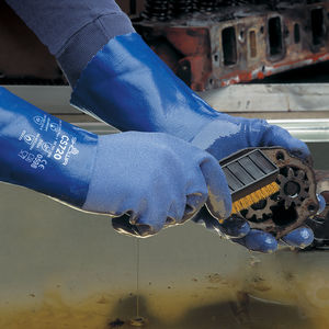 handling glove
