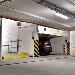 inclined parking platform / hydraulic