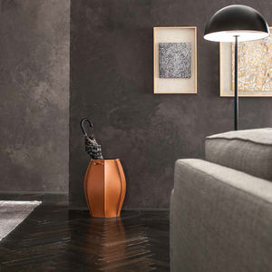 leather umbrella stand