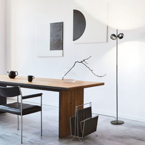 floor-standing lamp