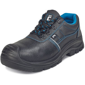 anti-slip safety shoes