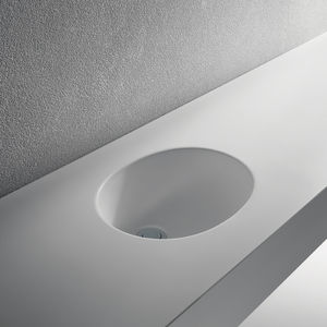 built-in washbasin / oval / ceramic / classic