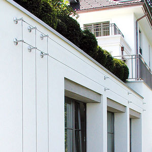 green wall trellis