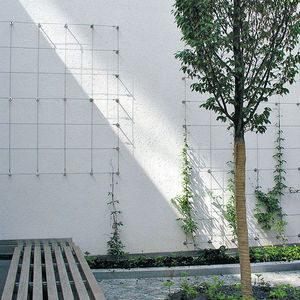 green wall trellis 1