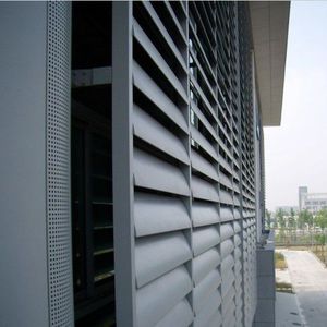 aluminum solar shading / for facade / horizontal