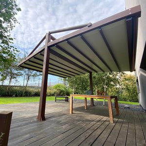 self-supporting pergola