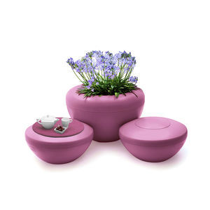recycled plastic planter