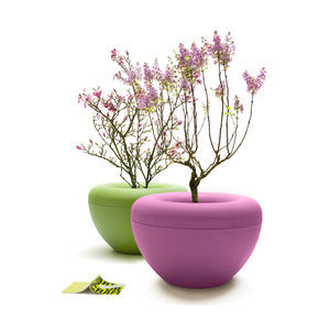 recycled plastic planter