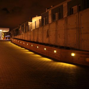 recessed wall light fixture / LED / rectangular / outdoor