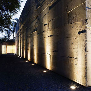 recessed spotlight