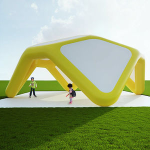 inflatable play structure