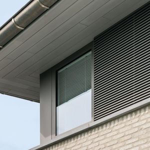 tilt-and-turn window