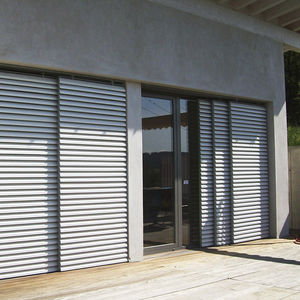 sliding shutter