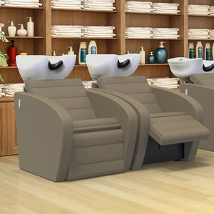 shampoo chair with footrest
