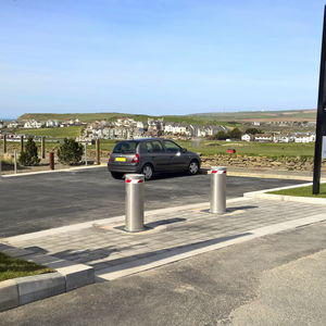 security bollard / access control / galvanized steel / stainless steel
