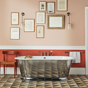 free-standing bathtub / oval / cast iron / double