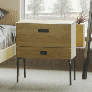 Solid wood bedside table - All architecture and design manufacturers