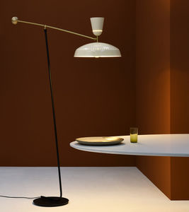floor-standing lamp