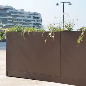 aluminum planter