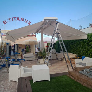 free-standing awning