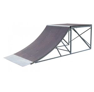 skatepark quarter pipe