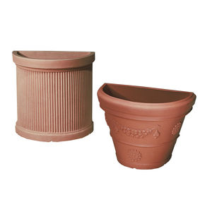 polyethylene plant pot