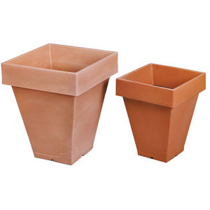 polyethylene plant pot