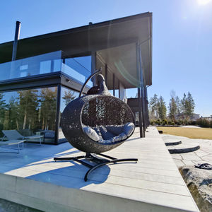 contemporary hanging chair