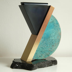 floor-standing lamp