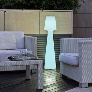 floor-standing lamp