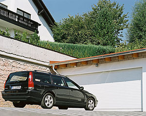 roll-up garage doors