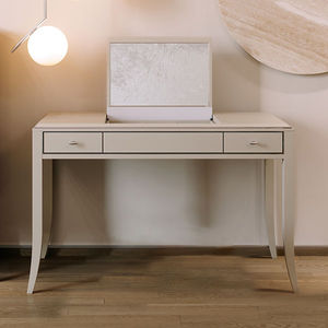 traditional dressing table