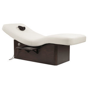 spa relaxation lounger