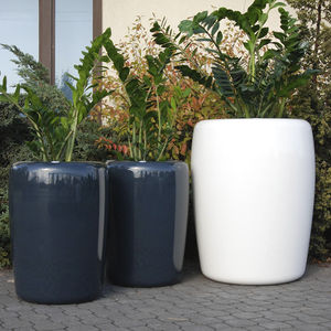 composite garden pot / round / home / for public spaces