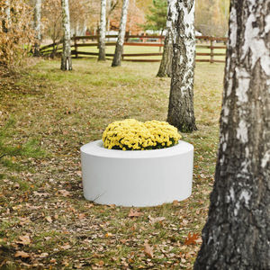 polyester planter