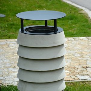public trash can