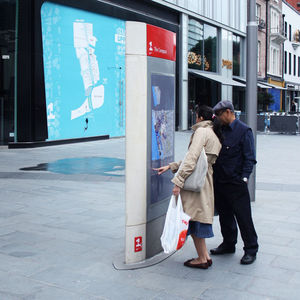 signage totem
