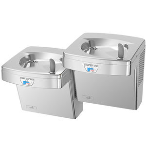 wall-mounted drinking fountain