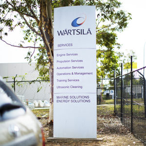 signage totem