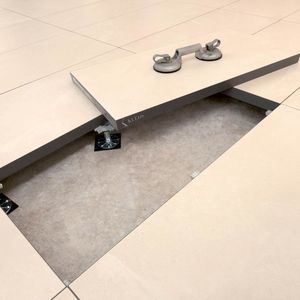 porcelain stoneware raised access floor