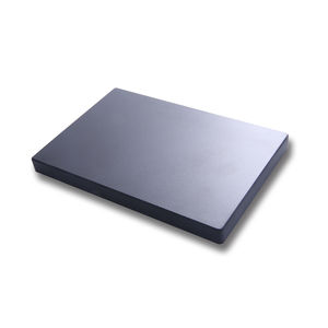 anti-fingerprint decorative laminate